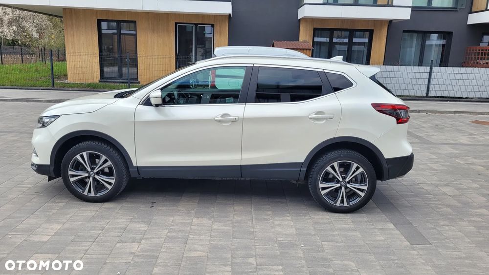 Nissan Qashqai 1.3 DIG-T N-Connecta - 4