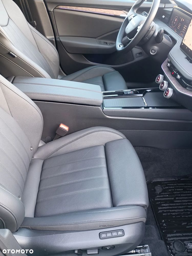 Skoda Superb 2.0 TSI L&K DSG - 22