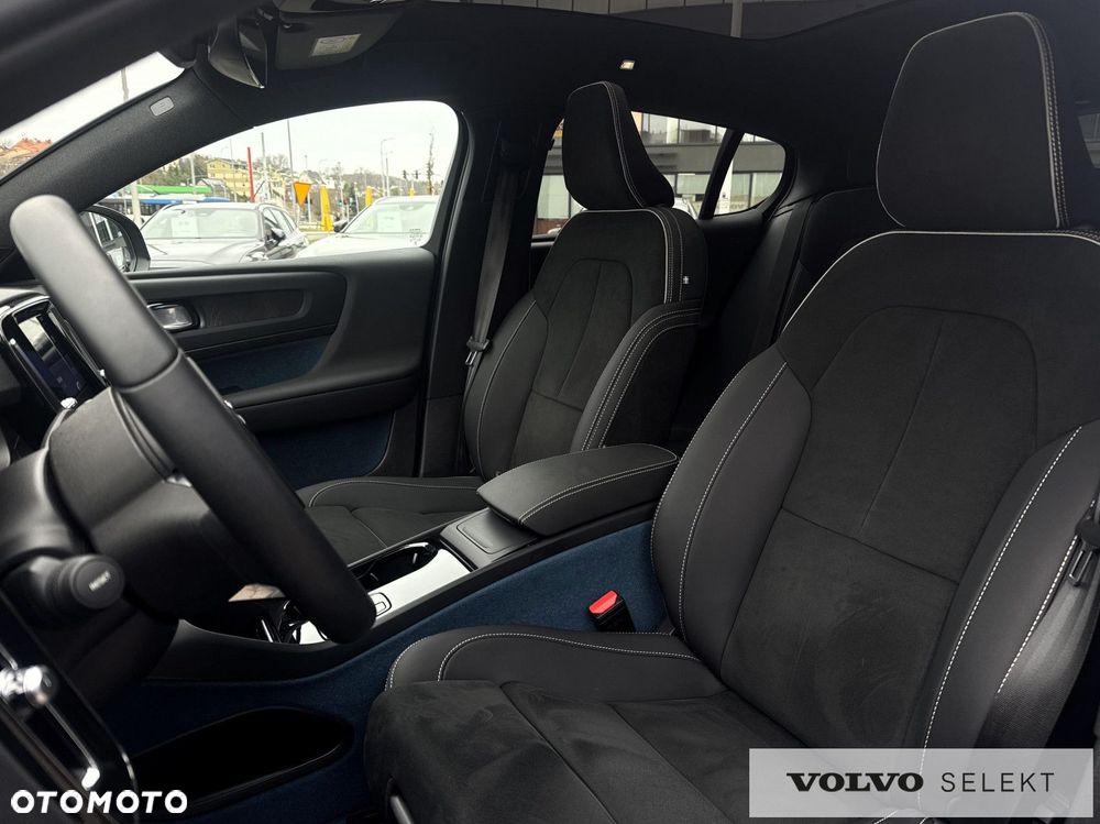 Volvo C40 - 32