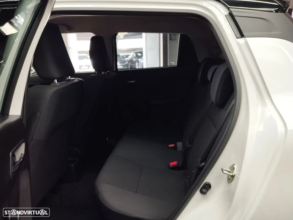 Suzuki Swift 1.2 Mild Hybrid GLX - 13