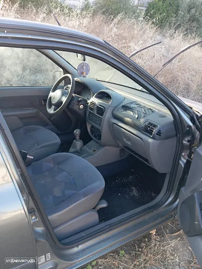 Renault Clio 1.2 - 3