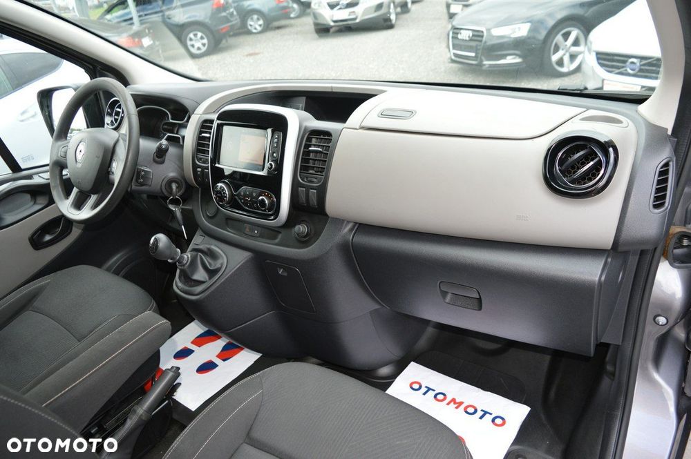 Renault Trafic - 27