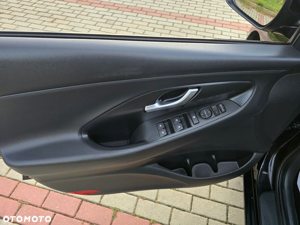 Hyundai i30 1.4 Passion - 19