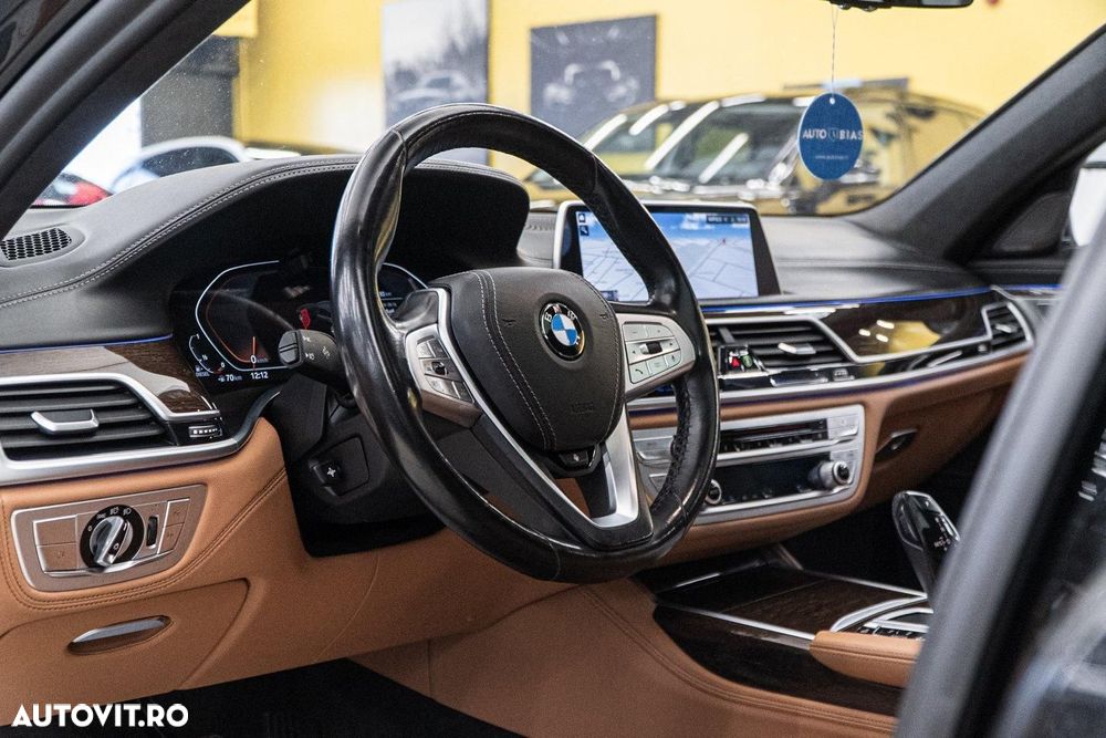 BMW Seria 7 730Ld xDrive - 14