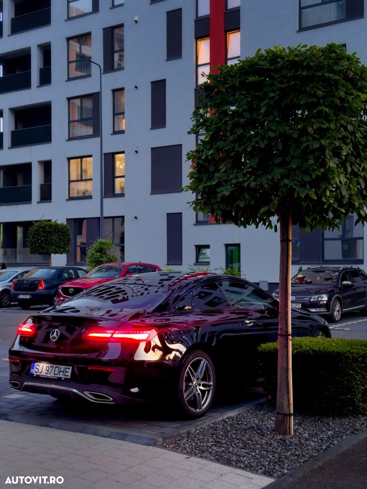 Mercedes-Benz E 350 Coupe 9G-TRONIC AMG Line - 2