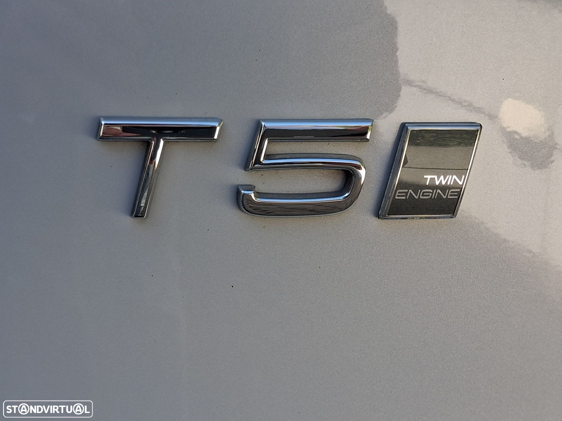 Volvo XC 40 1.5 T5 PHEV Momentum Plus - 19