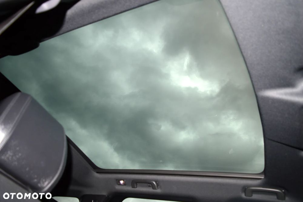 Land Rover Discovery Sport - 36