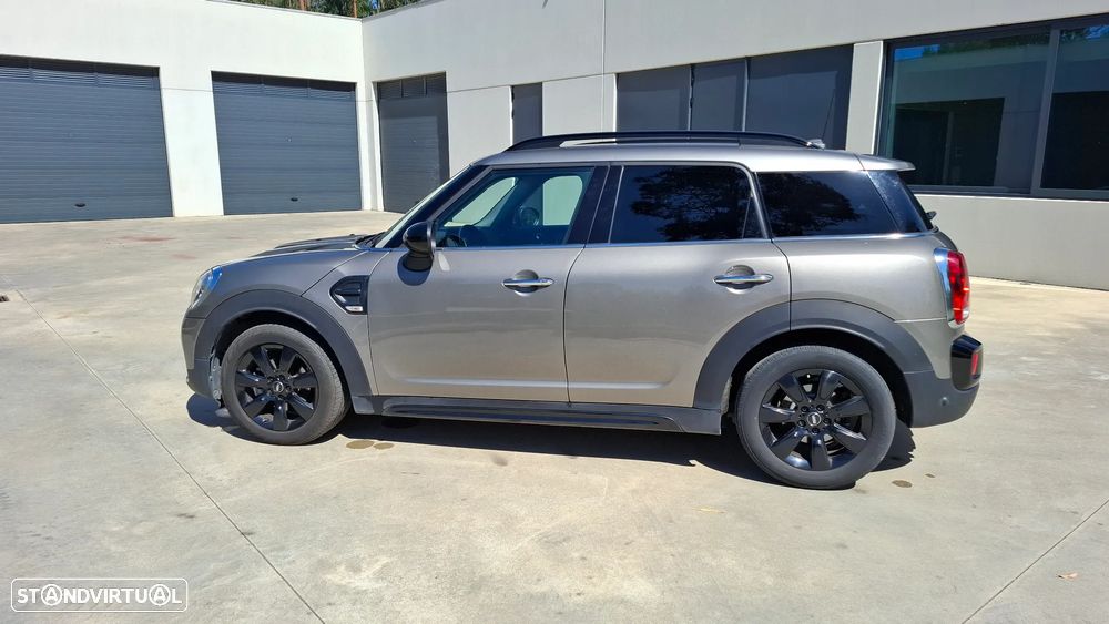 MINI Countryman One D - 4