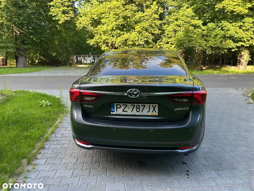 Toyota Avensis 1.8 Premium - 3