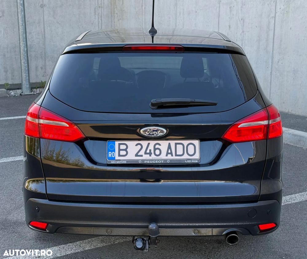 Ford Focus 1.5 Ecoboost Titanium Business - 31