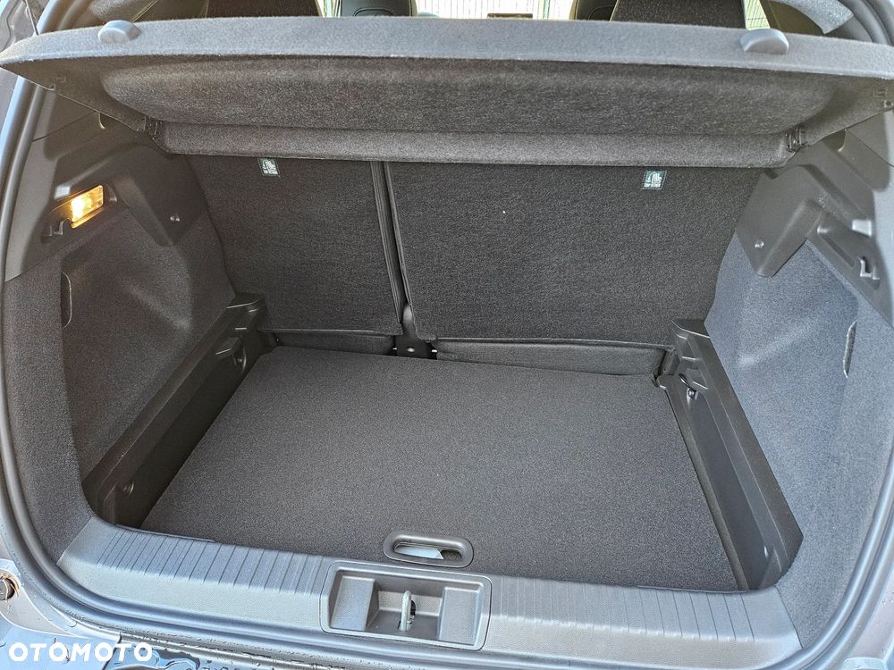 Renault Captur 1.3 TCe mHEV Techno EDC - 14