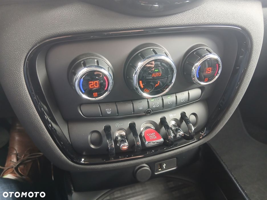 MINI Clubman Cooper S - 13