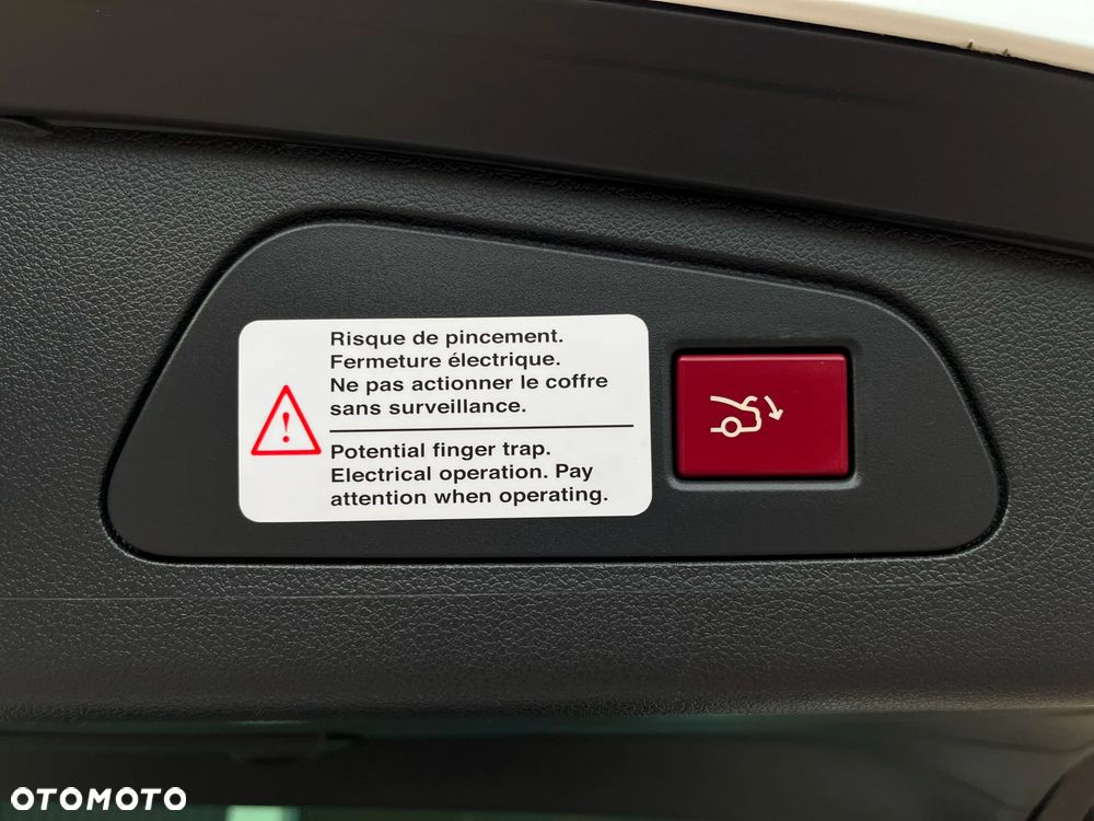 Peugeot 508 RXH BlueHDi 180 EAT6 Stop&Start - 32