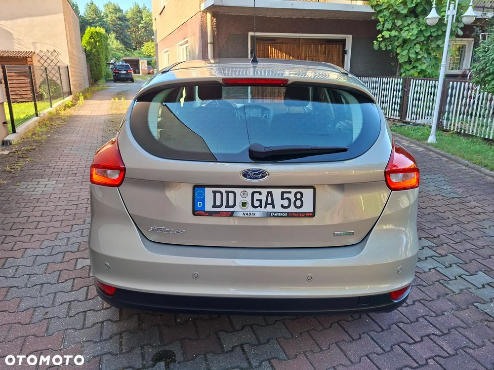 Ford Focus - 13