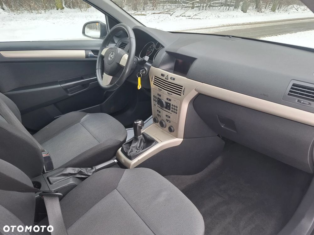 Opel Astra 1.7 CDTI DPF Style - 11