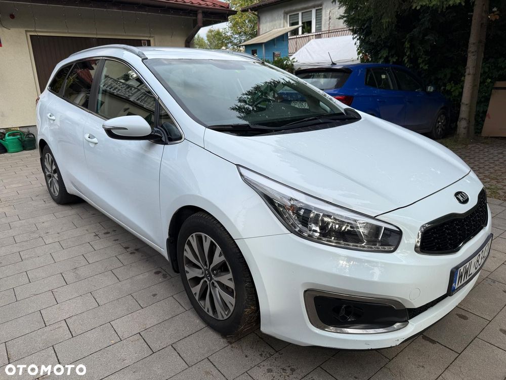 Kia Ceed - 1