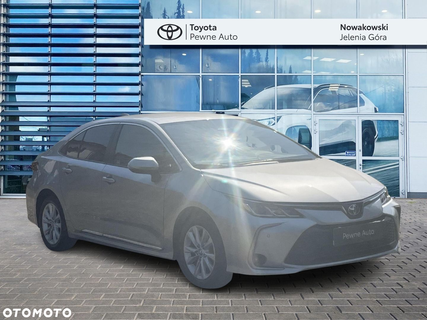 Toyota Corolla - 7