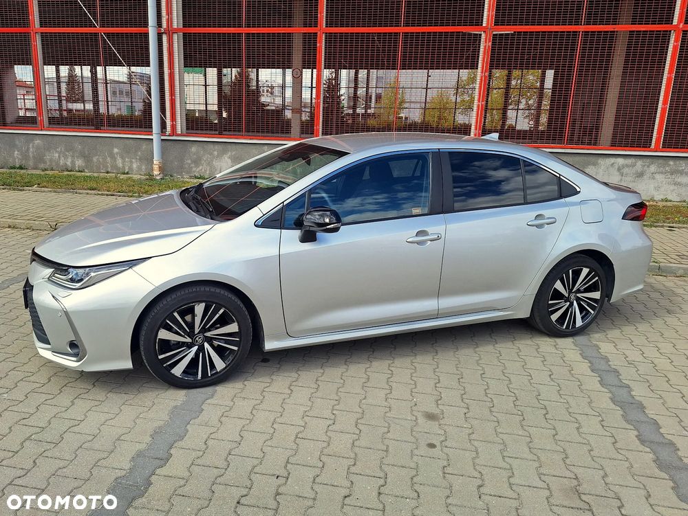 Toyota Corolla 1.8 Hybrid Style - 13