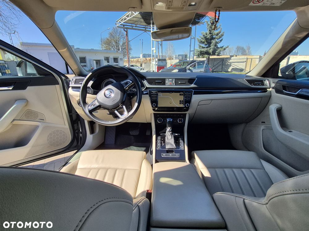 Skoda Superb 2.0 TDI L&K DSG - 7