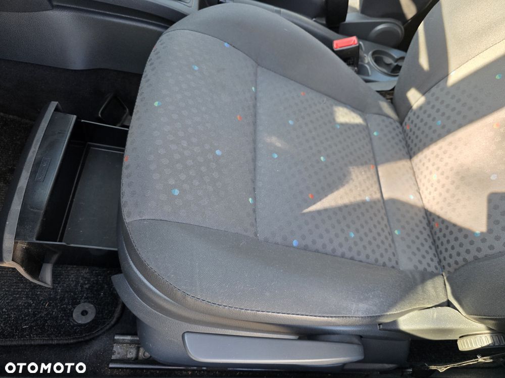 Volkswagen Polo - 15