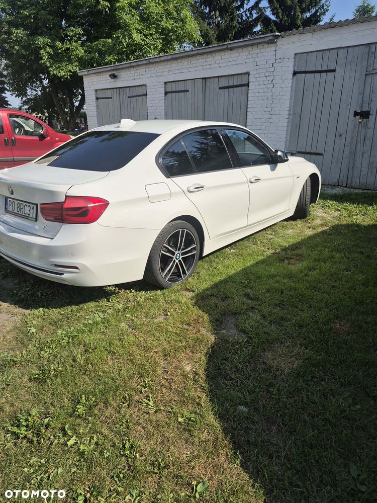 BMW Seria 3 318i - 2