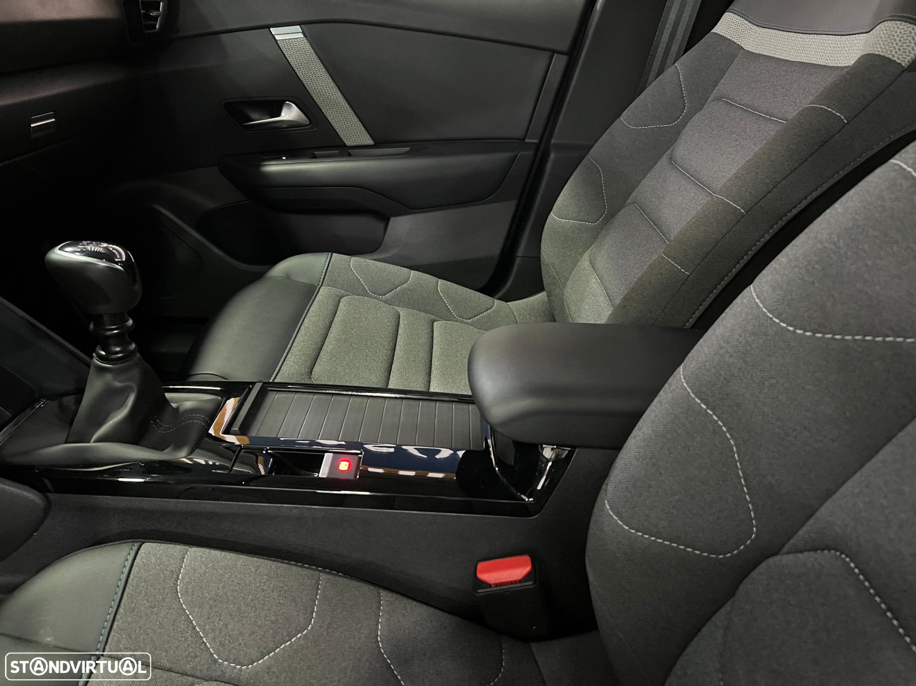 Citroën C4 1.2 PureTech Feel Pack - 11