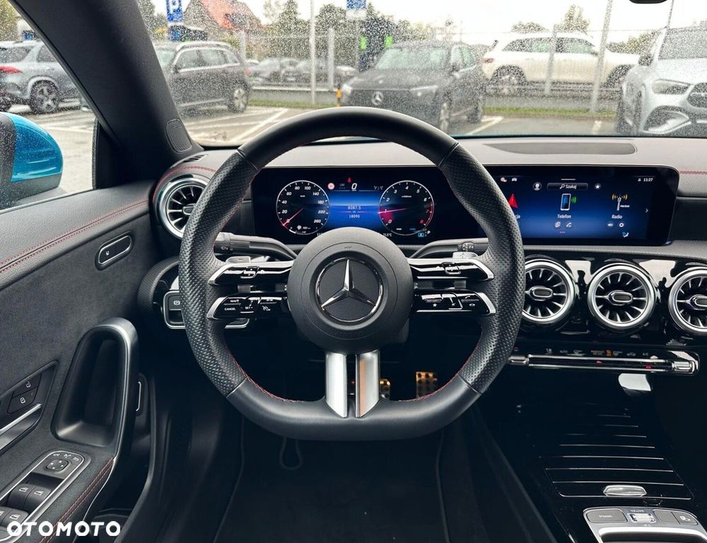 Mercedes-Benz CLA - 9