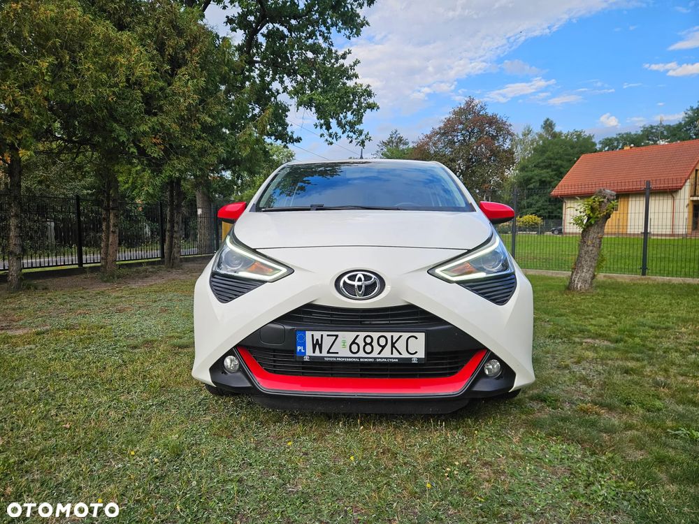 Toyota Aygo x-play - 2