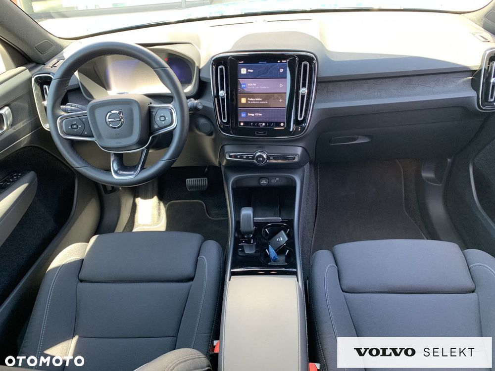 Volvo XC 40 - 24