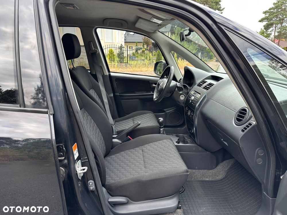 Suzuki SX4 - 24