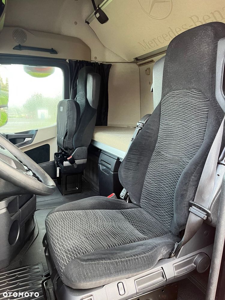 Mercedes-Benz 2542 Actros - 7