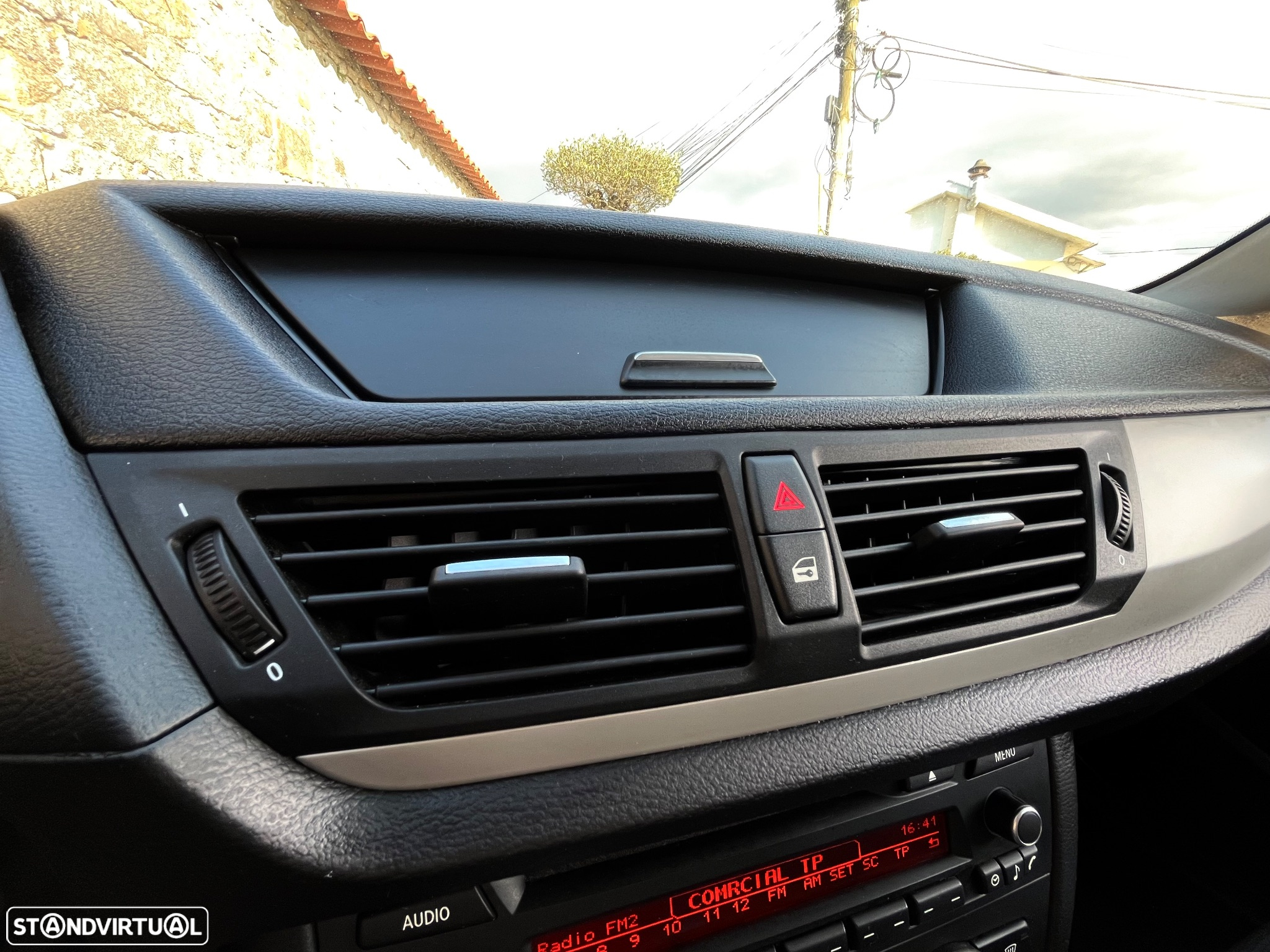 BMW X1 18 d sDrive - 24