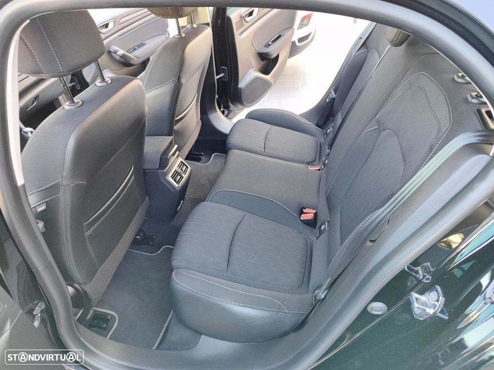 Renault Mégane 1.3 TCe Limited J17 - 9
