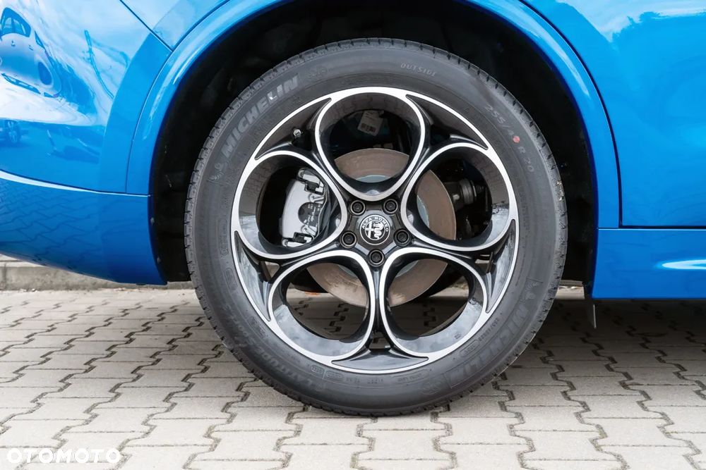 Alfa Romeo Stelvio 2.0 Turbo Veloce Q4 - 9