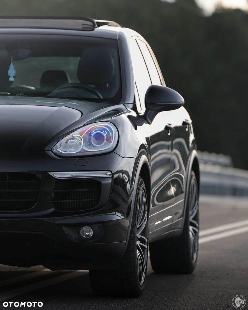 Porsche Cayenne - 29