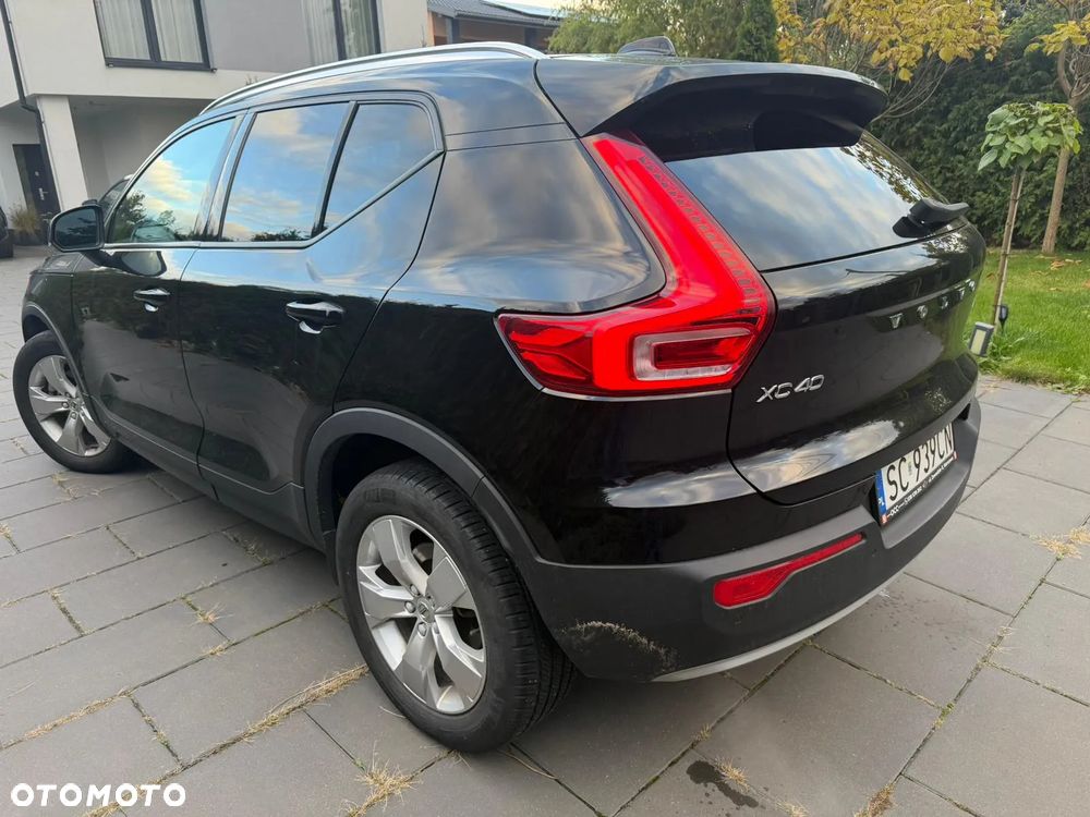 Volvo XC 40 T5 AWD Geartronic Momentum Pro - 9