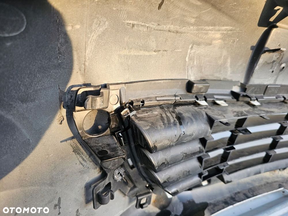Citroen c4 10r- ZDERZAK PRZOD na parki i spryski - 4