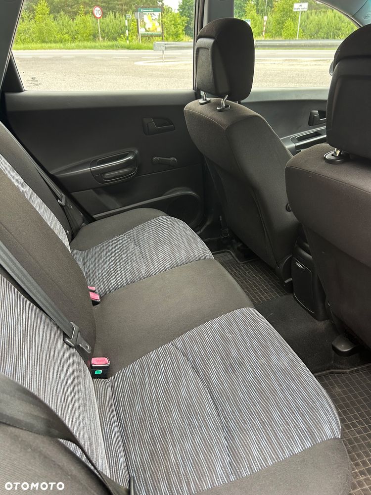 Kia Ceed 1.6 Crdi Comfort + - 5