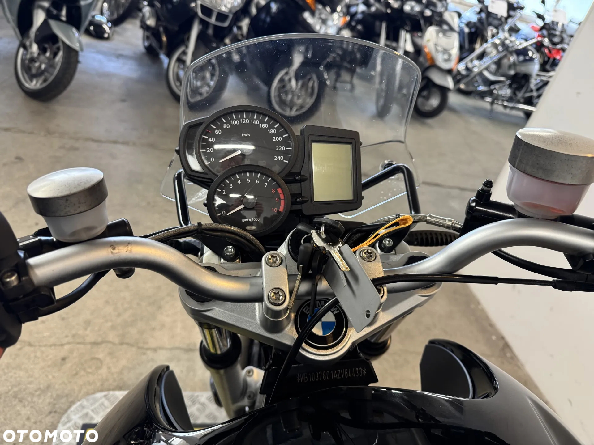 BMW R - 32