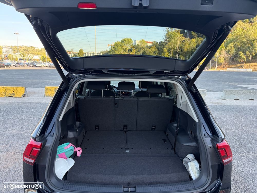 VW Tiguan Allspace - 17