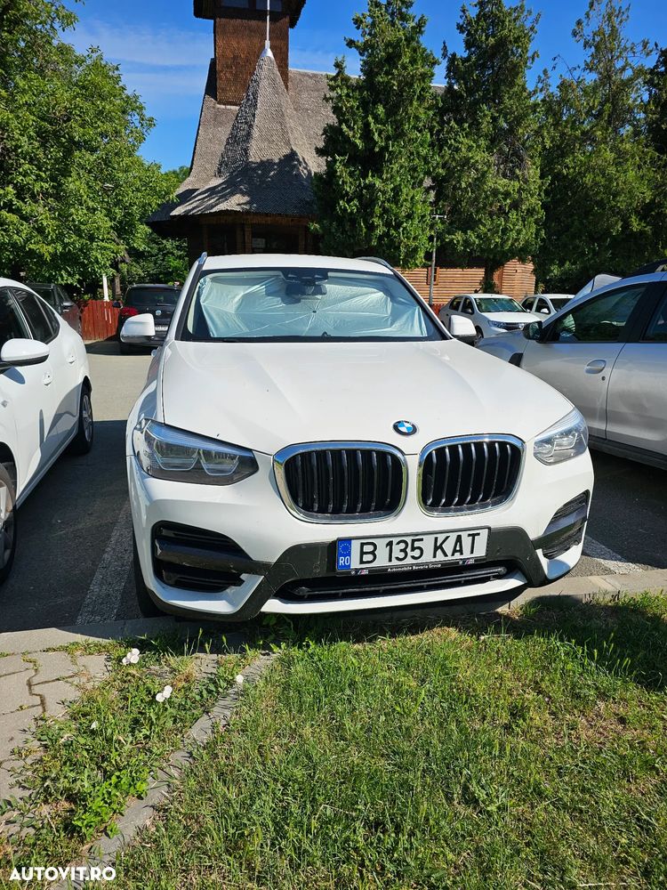 BMW X3 xDrive20i AT - 4