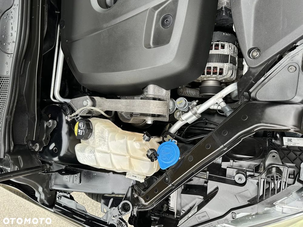 Volvo V40 - 16