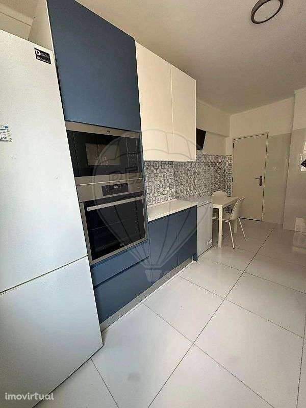 Apartamento T3 para arrendamento - Grande imagem: 2/8