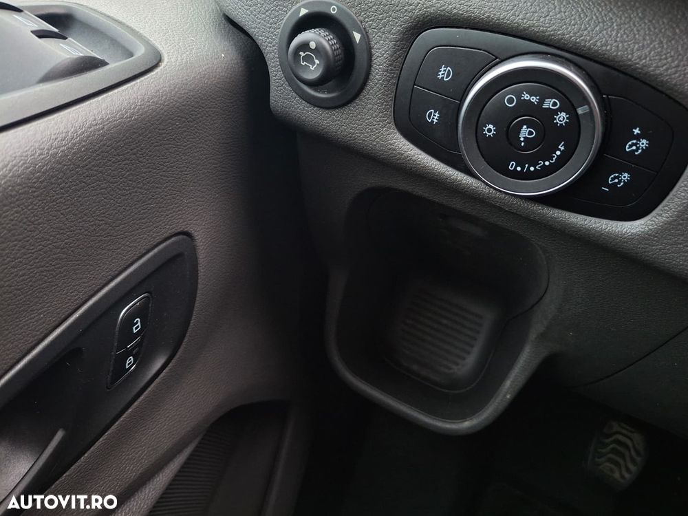 Ford Transit - 14