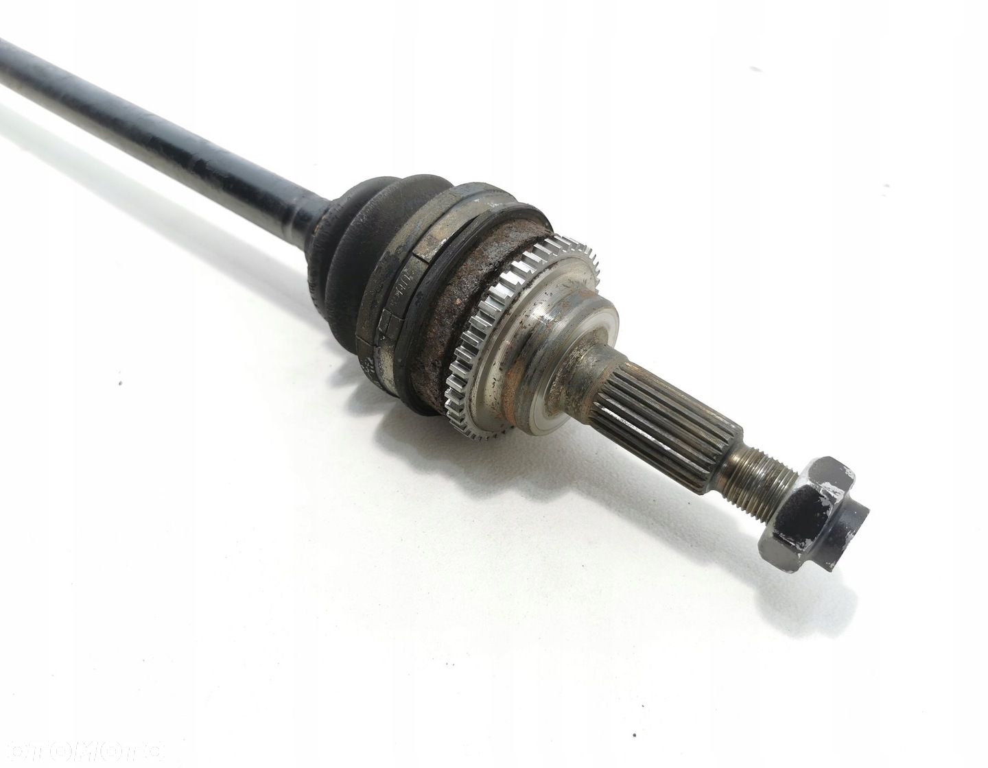 PÓŁOŚKA PÓŁOŚ PRAWA TYLNA SUZUKI SWIFT MK6 04-10 4x4 - 3