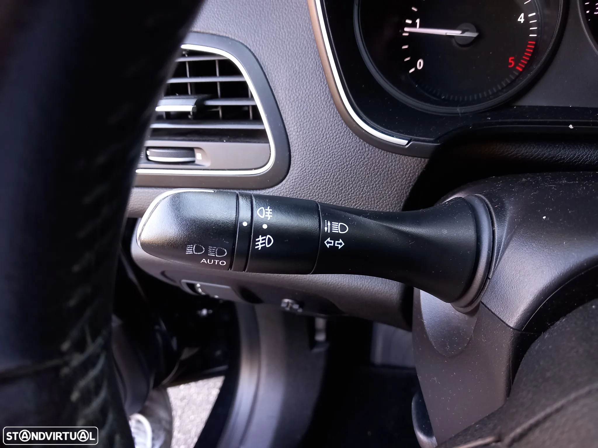 Renault Mégane Sport Tourer 1.5 dCi Limited - 20