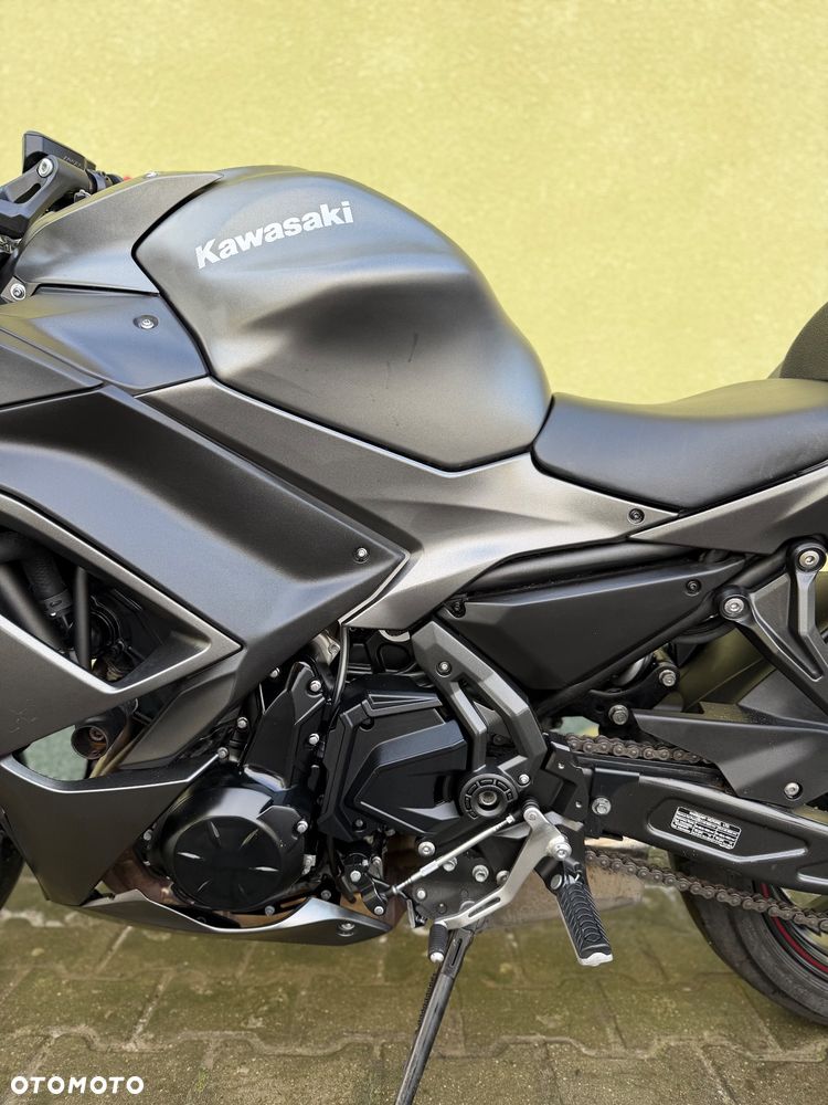 Kawasaki Ninja - 23