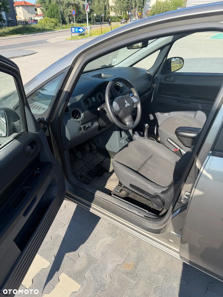 Mitsubishi Colt 1.3 Invite - 15