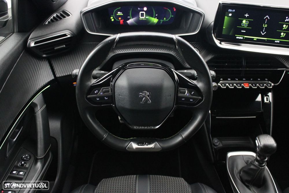 Peugeot 2008 1.5 BlueHDi GT - 10