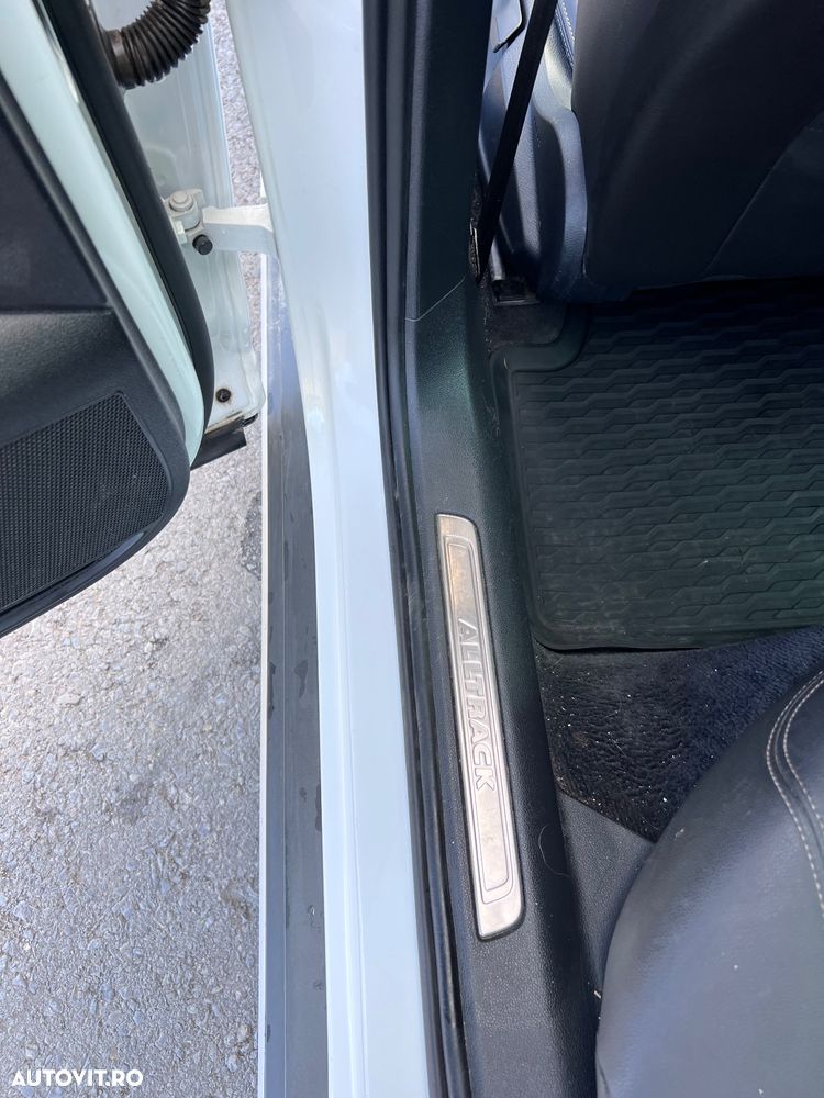 Volkswagen Passat Alltrack 2.0 TDI DSG 4Motion - 17